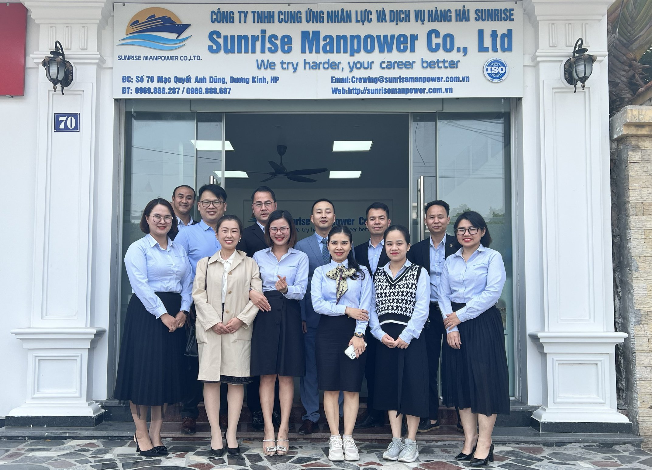 SUNRISE MANPOWER THĂM QUAN ĐỐI TÁC - CÔNG TY TNHH VẬN TẢI BIỂN BAOSHENG